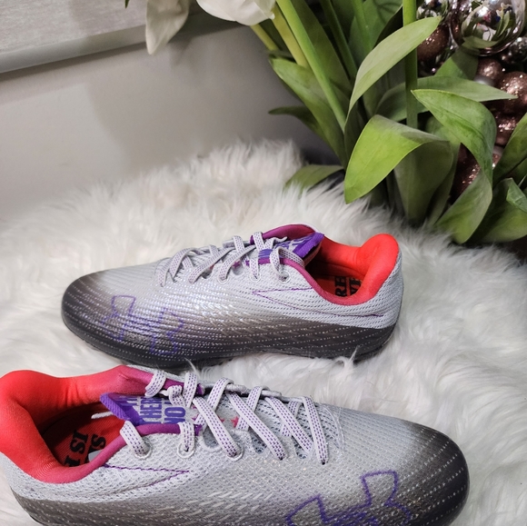 Women Under Armour  Blur Smoke MC Football Cleats brand new - Picture 4 of 12